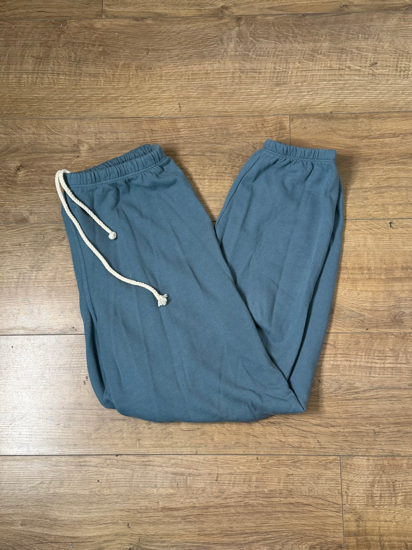 Perfectwhitetee pants