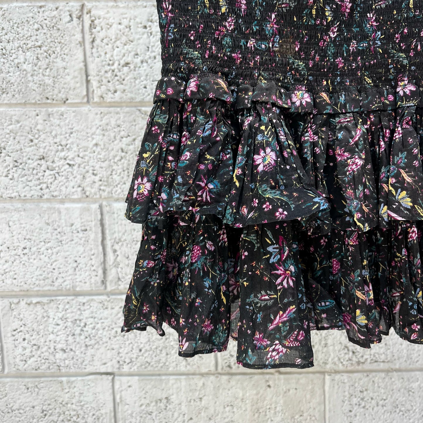 חצאית מיני שחורה פרחונית של Isabel Marant