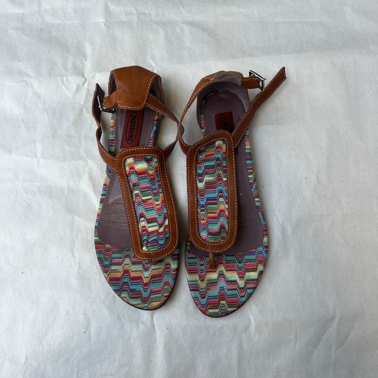 סנדלים צבעוניים של Missoni