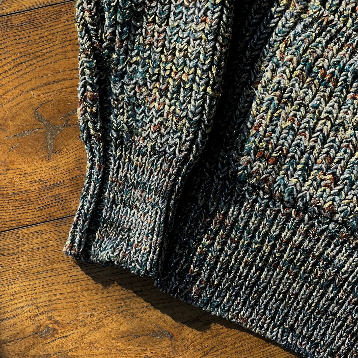 סריג אפור עם כיסים של Leonie