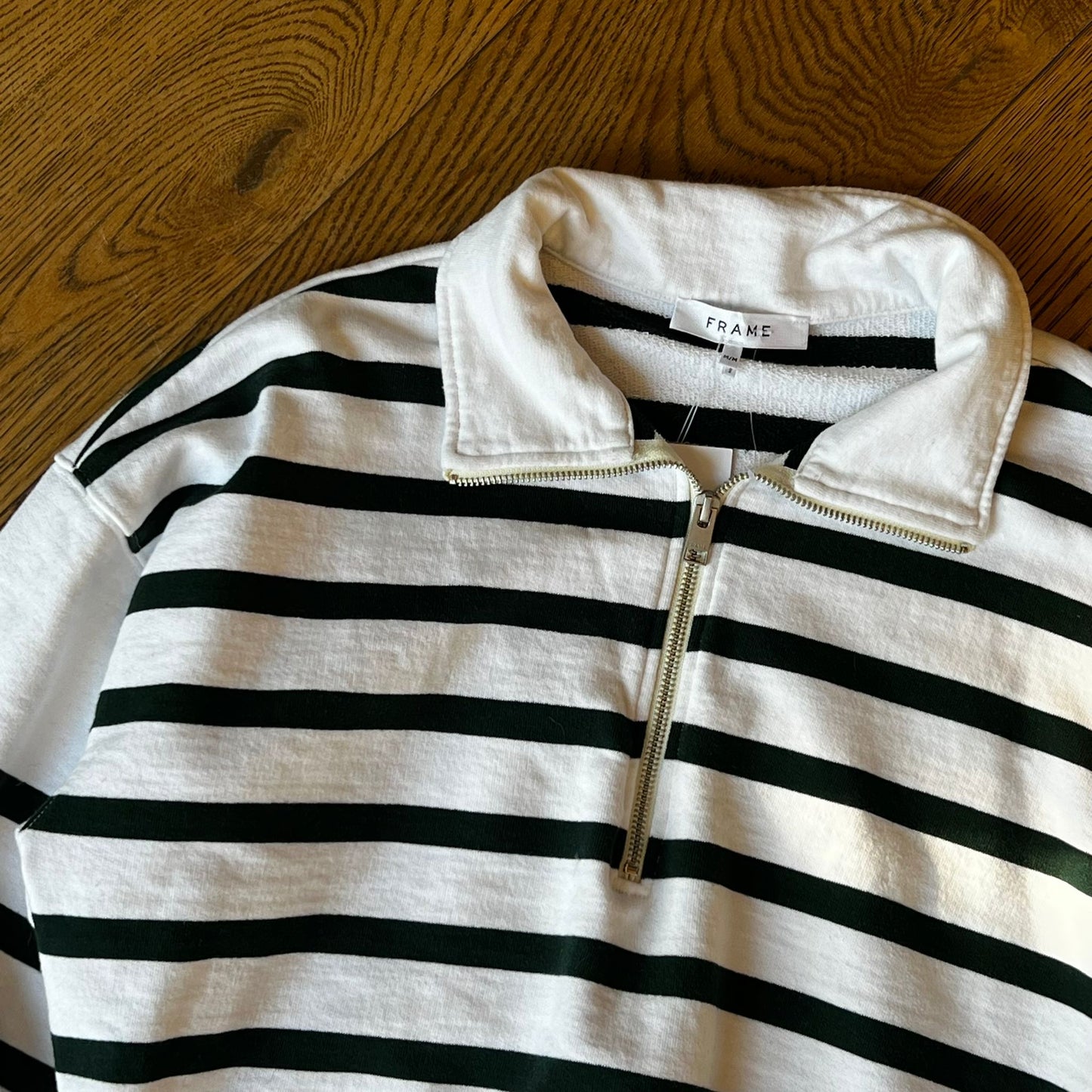 סווטשירט פסים קרופ של FRAME