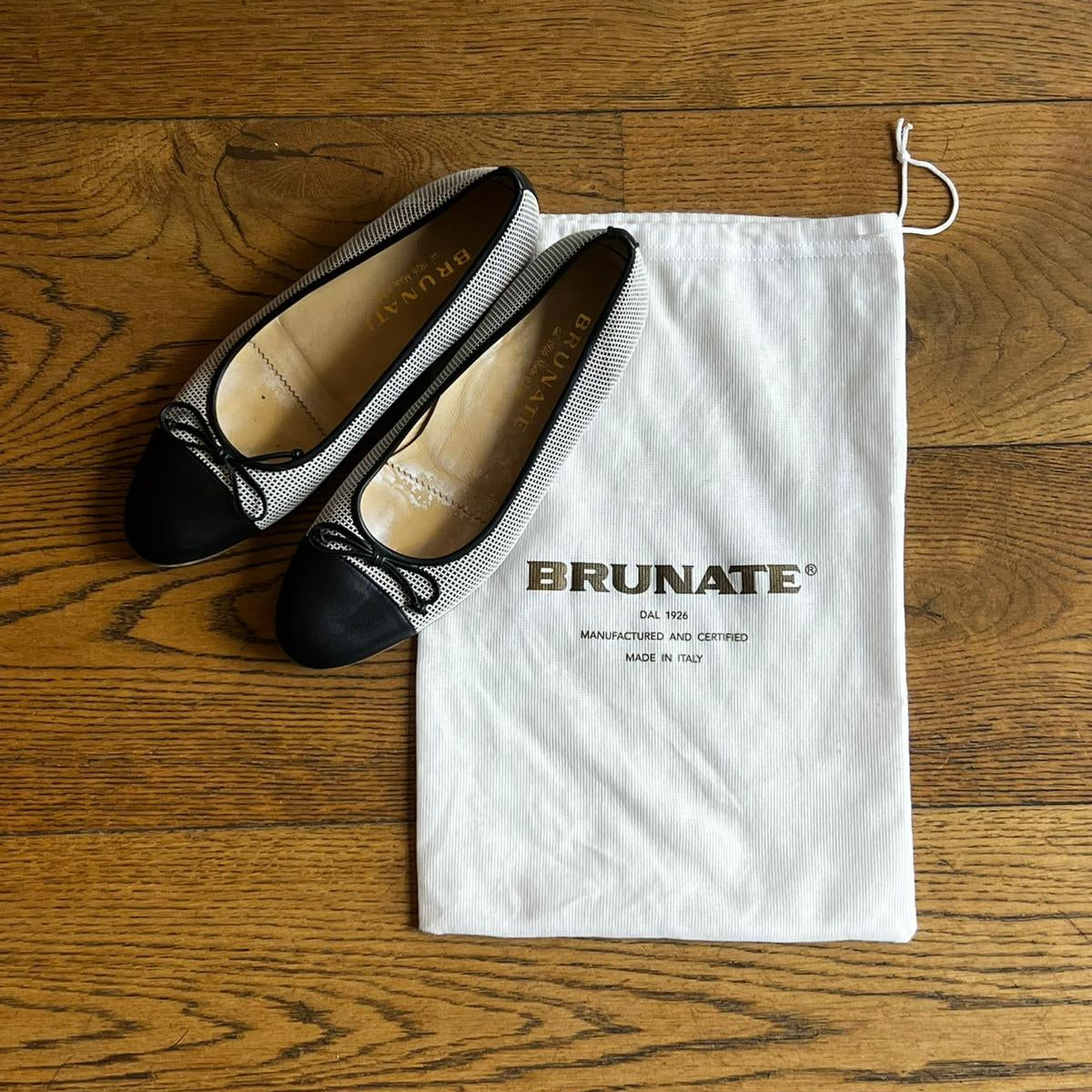 נעלי בובה משובצות של Brunate