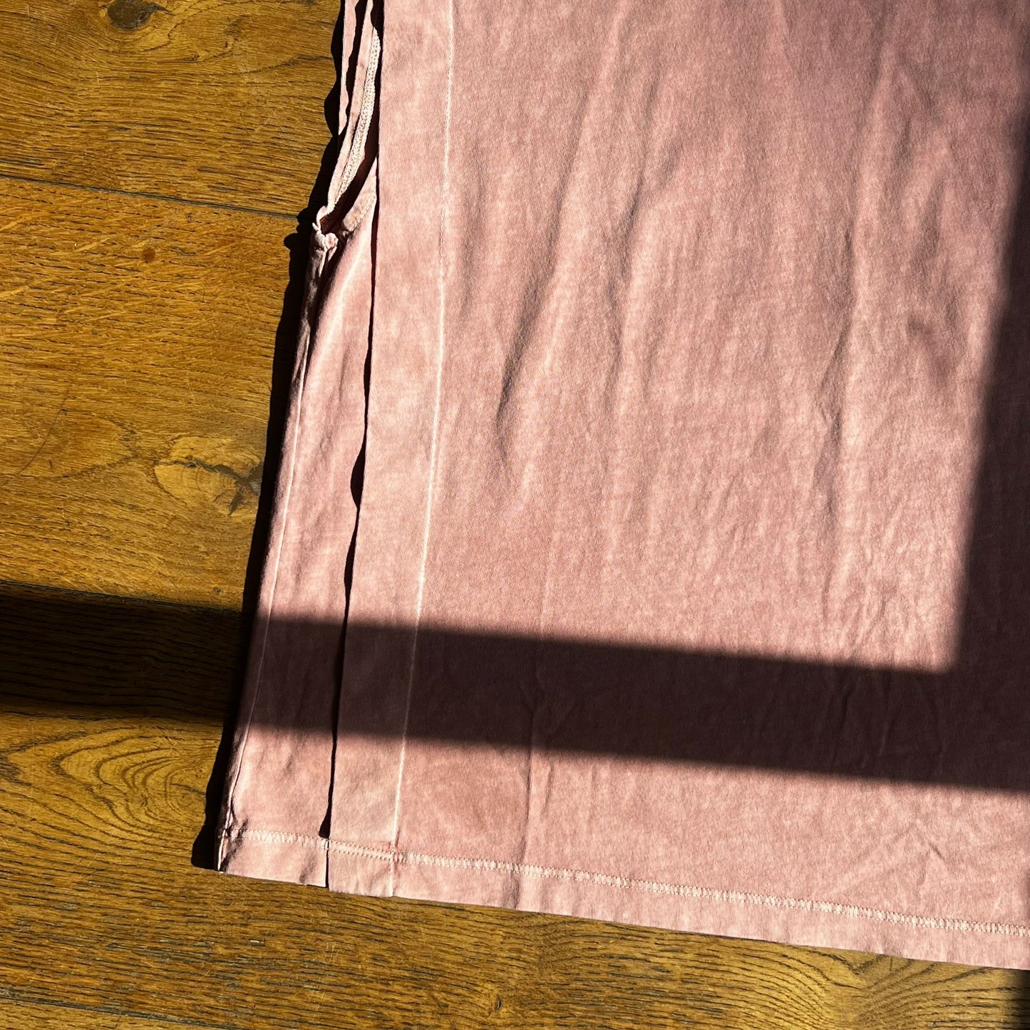 גופייה ורודה של Sessun