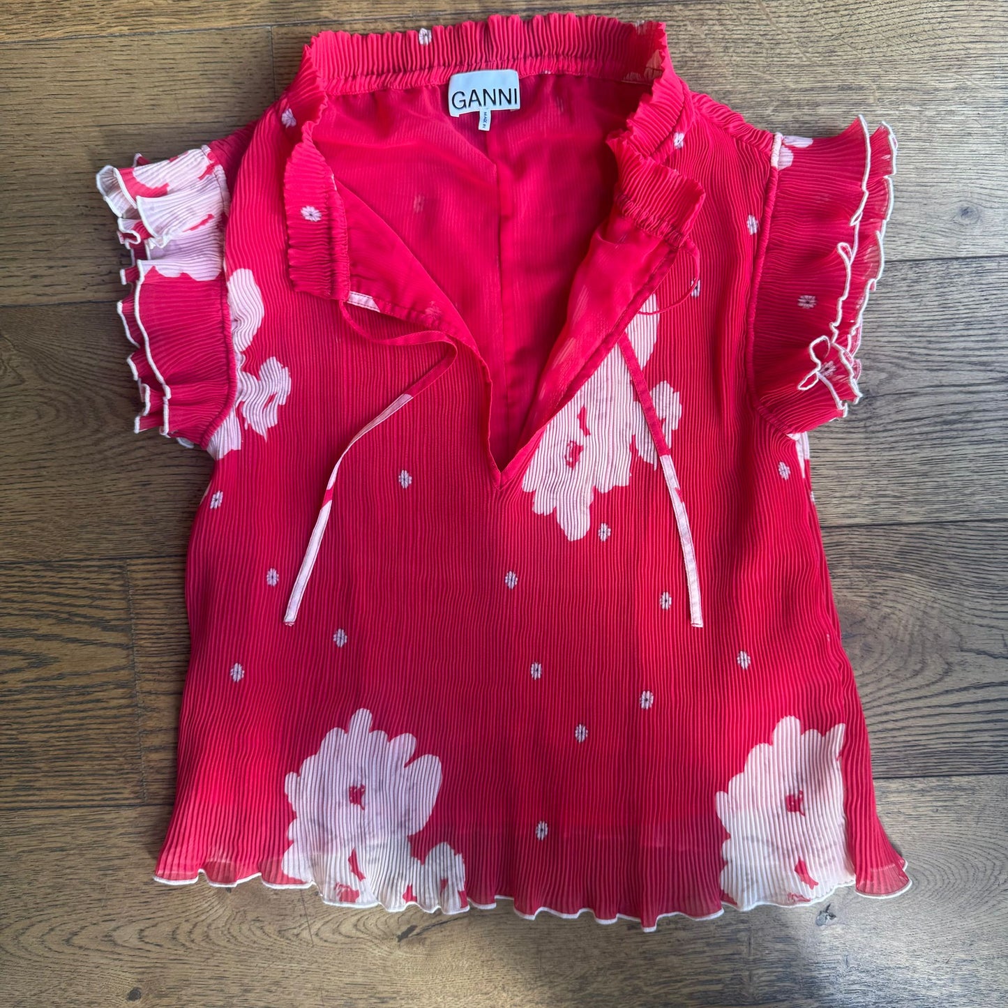 חולצת פליסה אדומה של GANNI