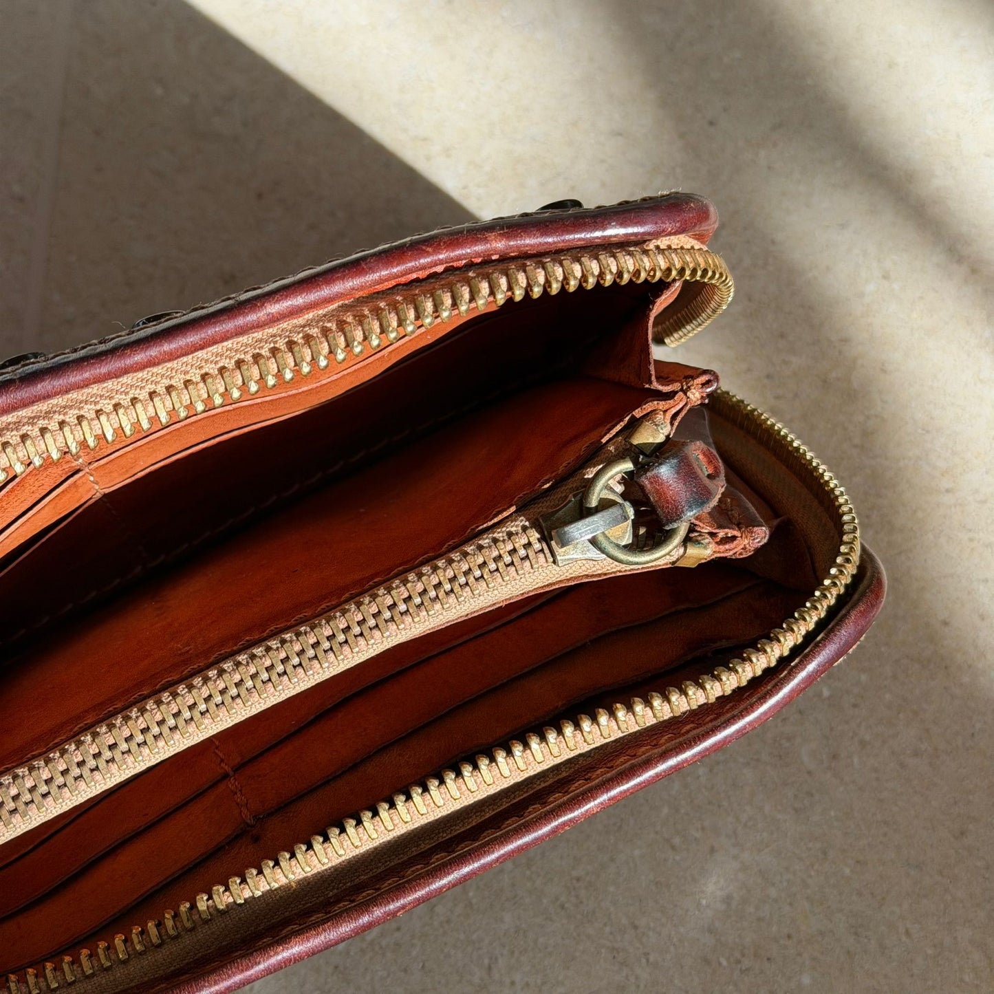 ארנק עור IRIS של Campomaggi