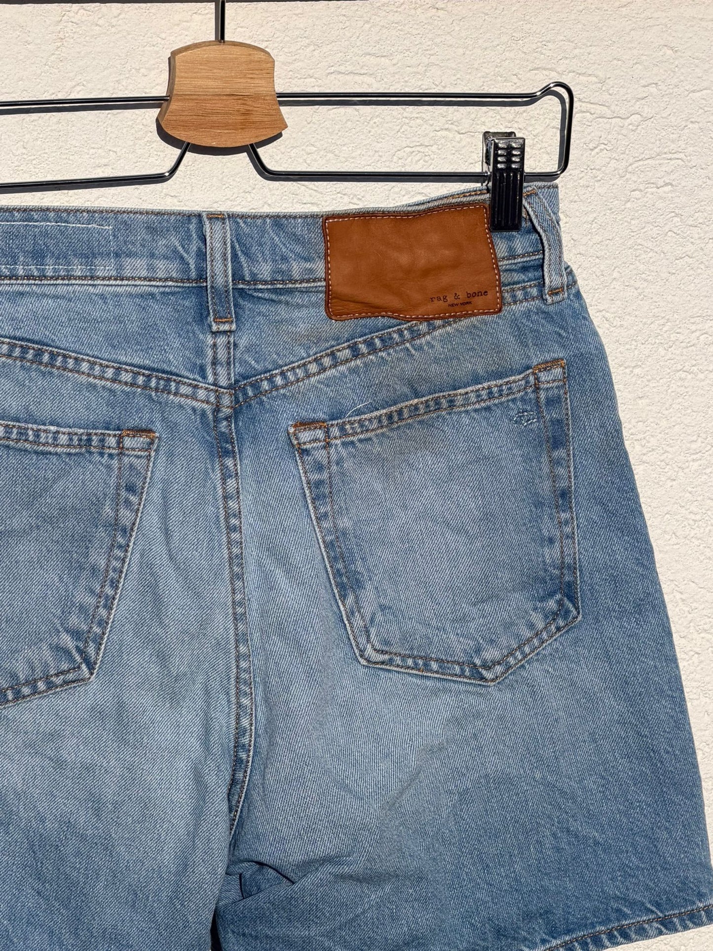 ג׳ינס קצר של rag & bone
