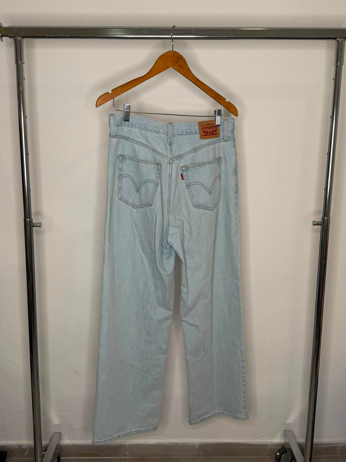 Levi’s light-blue baggy jeans