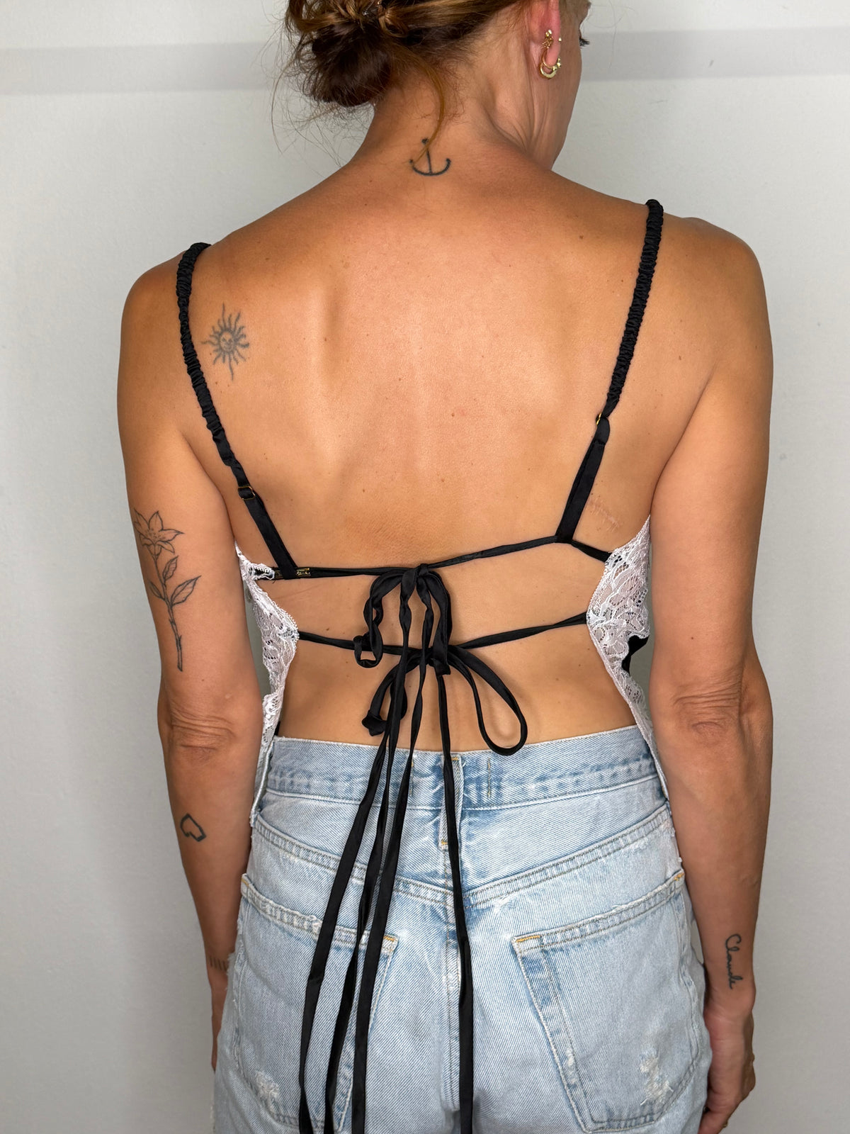 Petite Pois black and white lace top