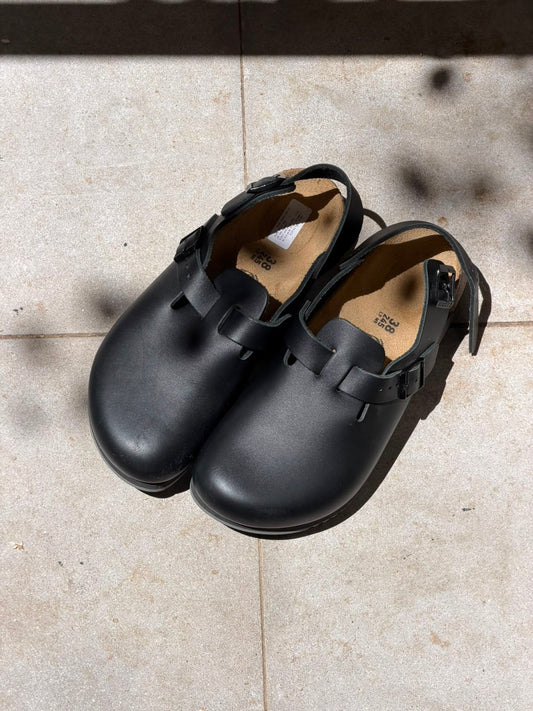 סנדלי Birkenstock שחורים