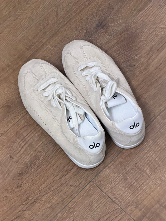 Alo sunset sandstone sneakers