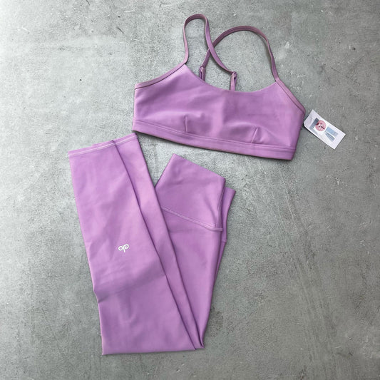 טייץ סגול של Alo Yoga