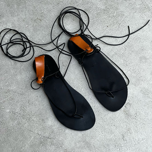 סנדלי קשירה מעור של Greek Sandals
