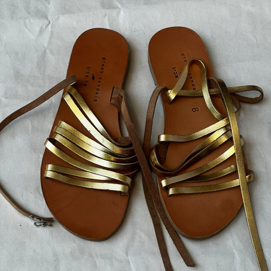 סנדלי עור של Greek Sandals