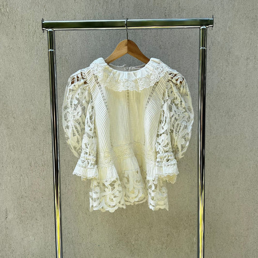 חולצה עם תחרה של Ulla Johnson