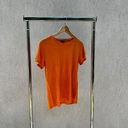 טישירט כתומה של Massimo Dutti