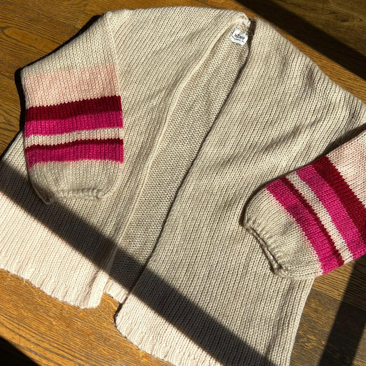 סריג פתוח בהיר של Me369