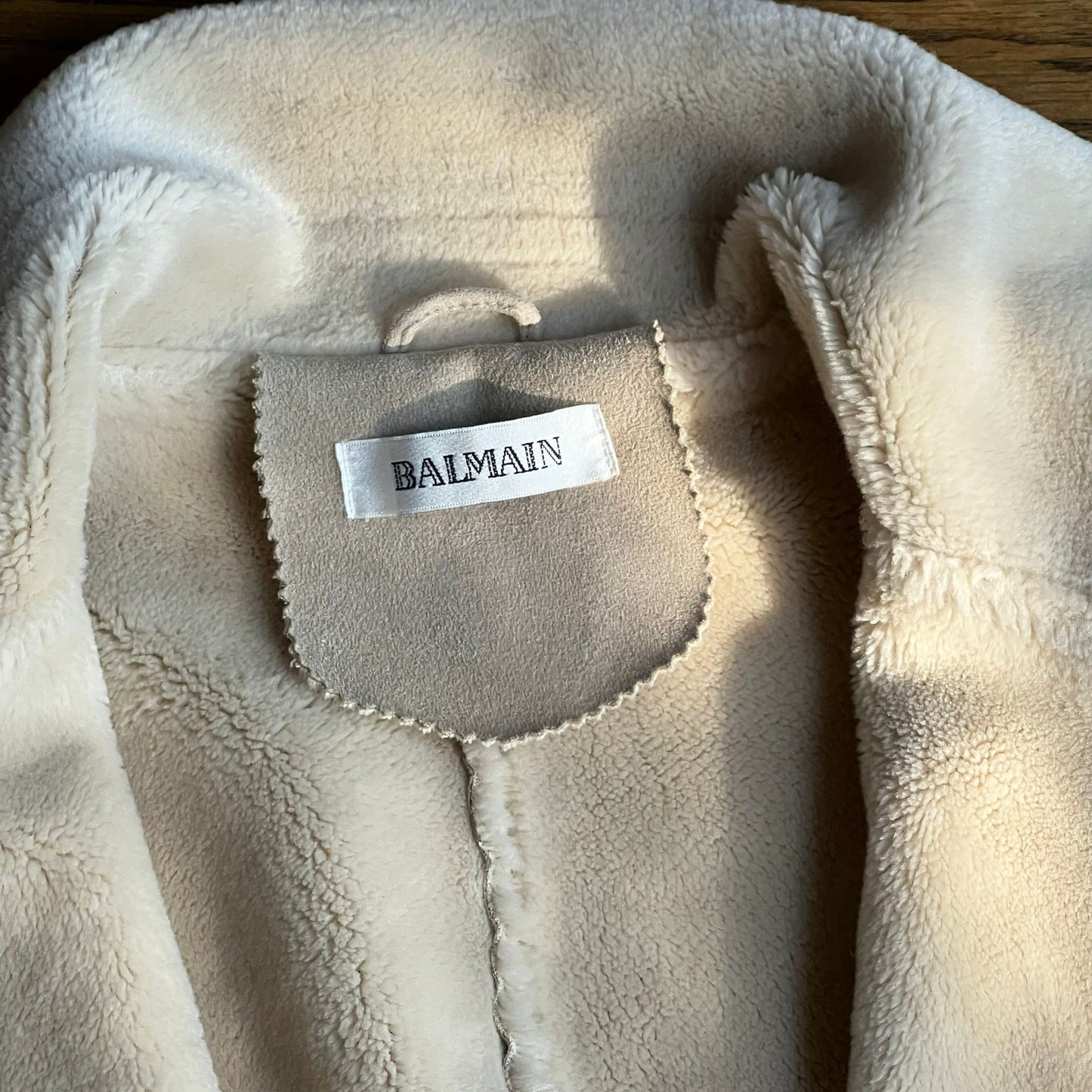 מעיל פרווה בהיר של Balmain