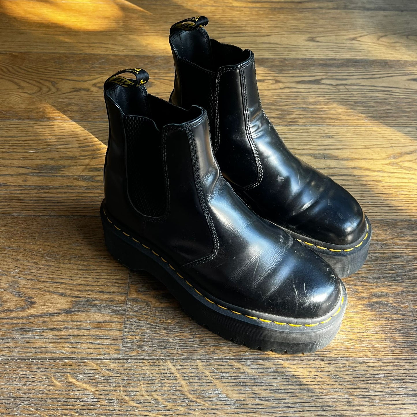 מגפונים של Dr.Martens