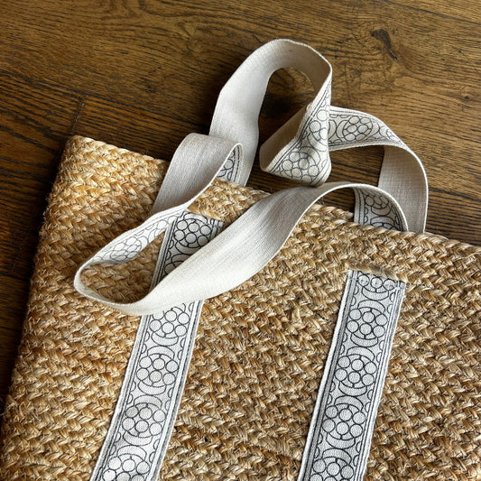 תיק קש של משכית