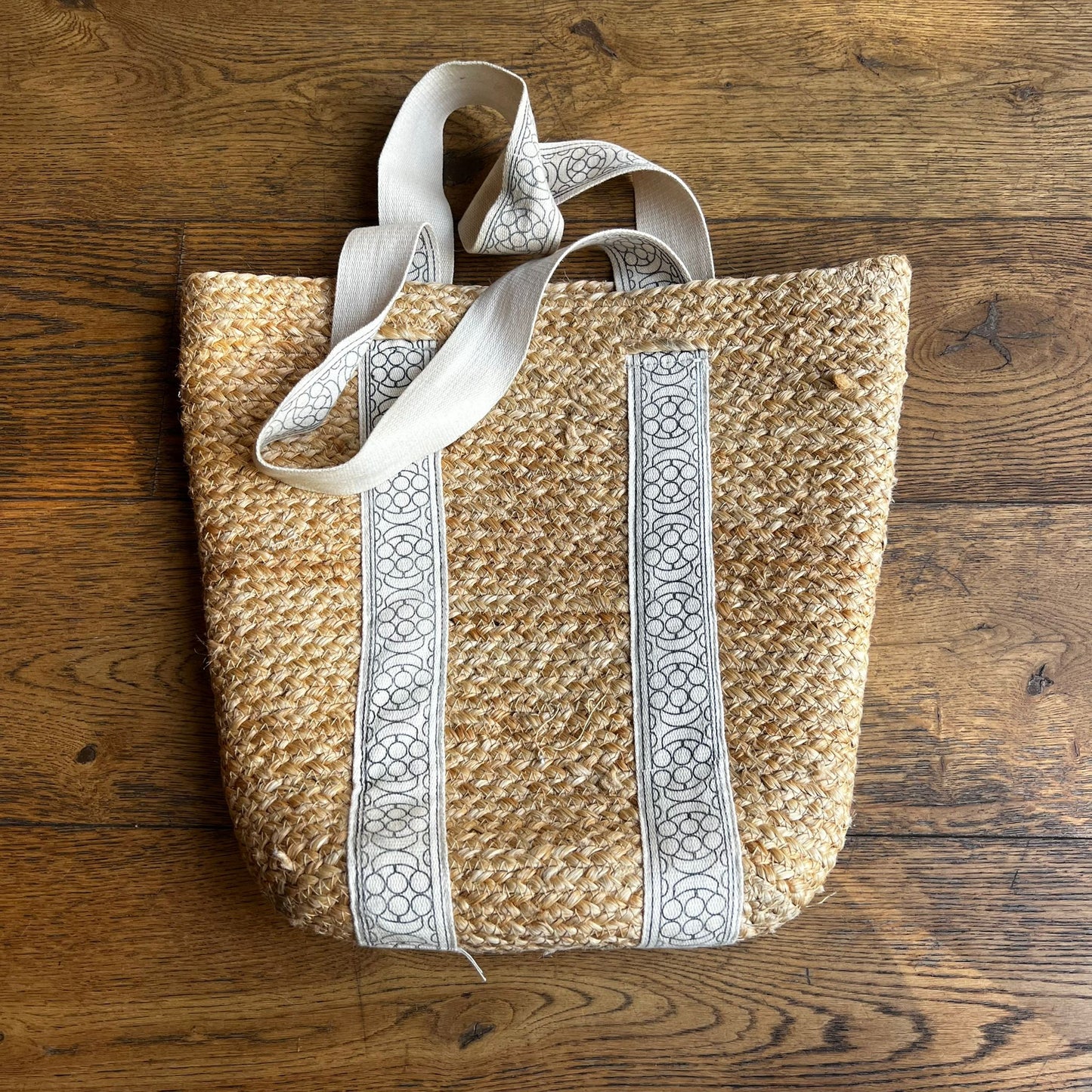 תיק קש של משכית