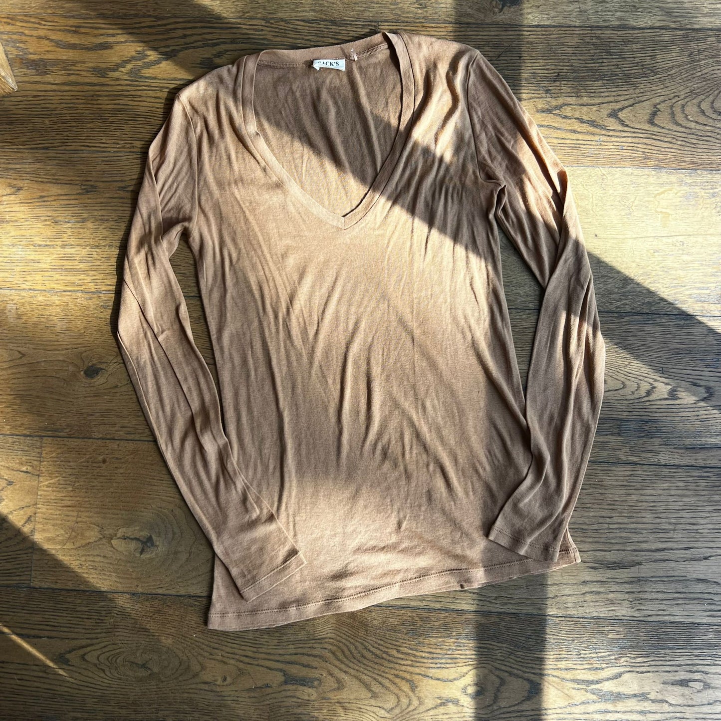 חולצת וי ארוכה של Sack's