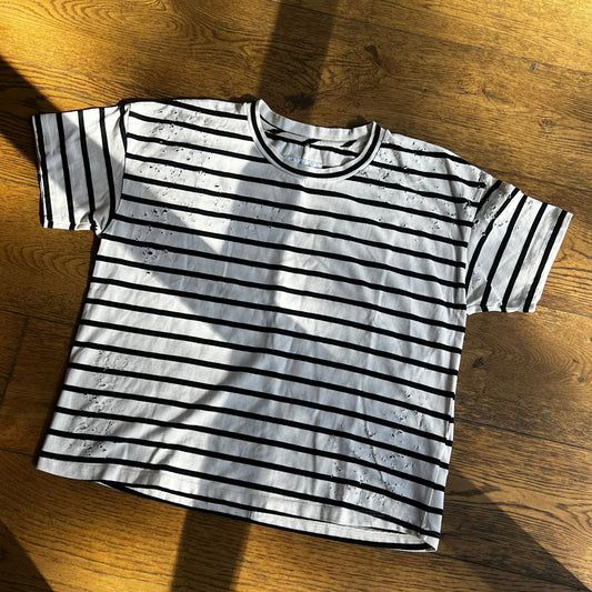 טישירט פסים עם קרעים של Current Elliott