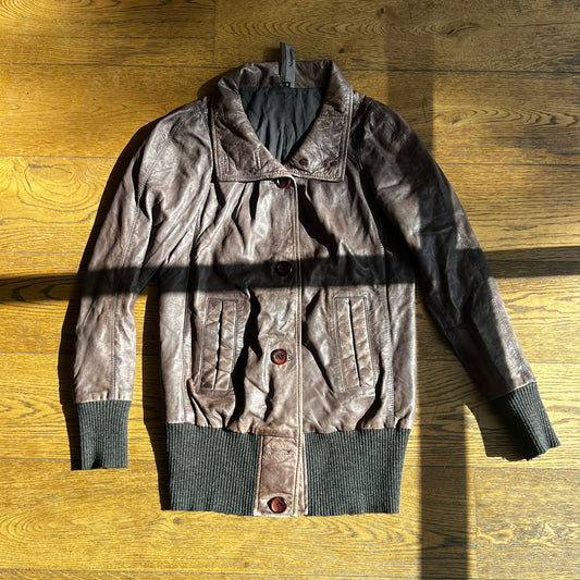 מעיל עור חום של Montgomery