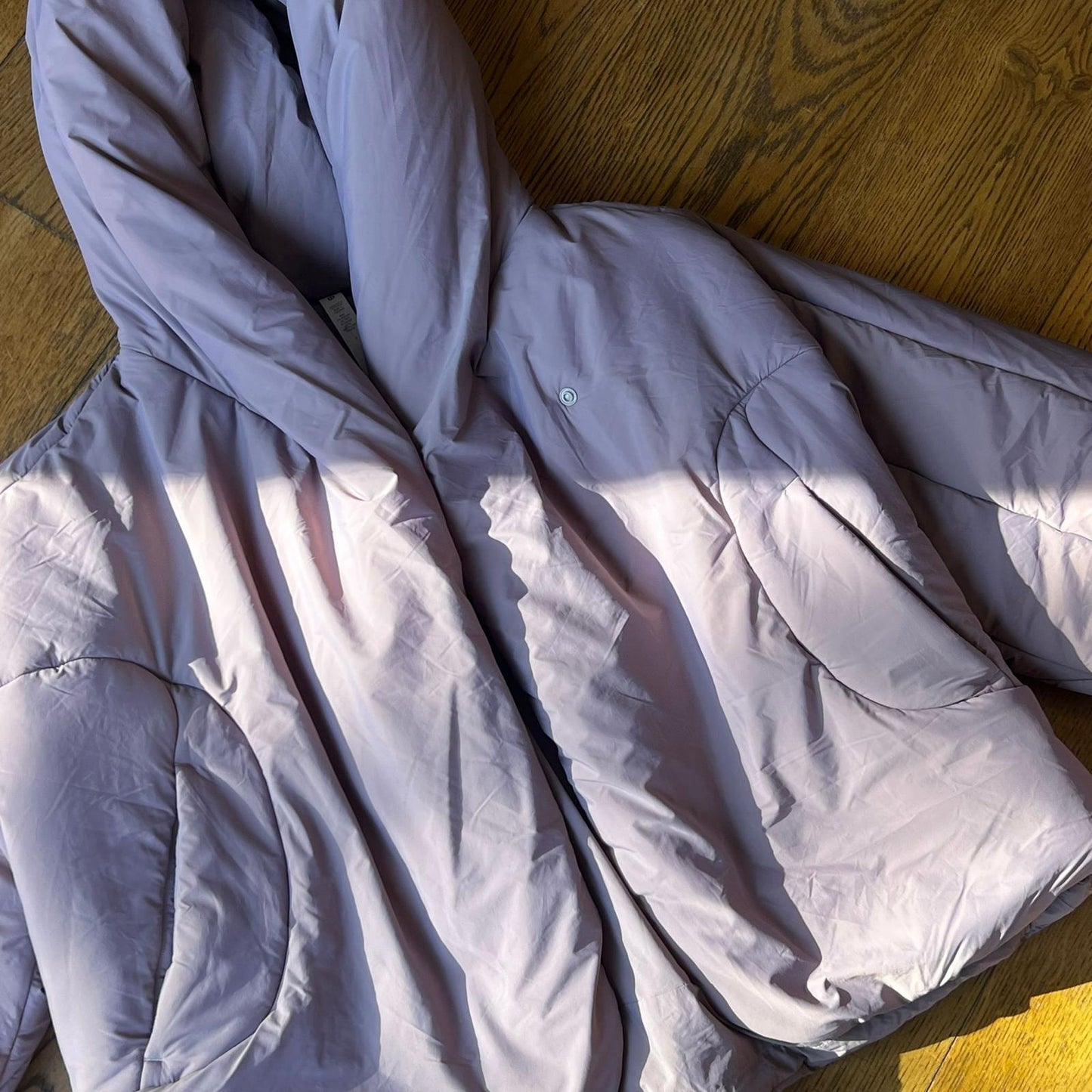 מעיל פוף ורוד של Lululemon