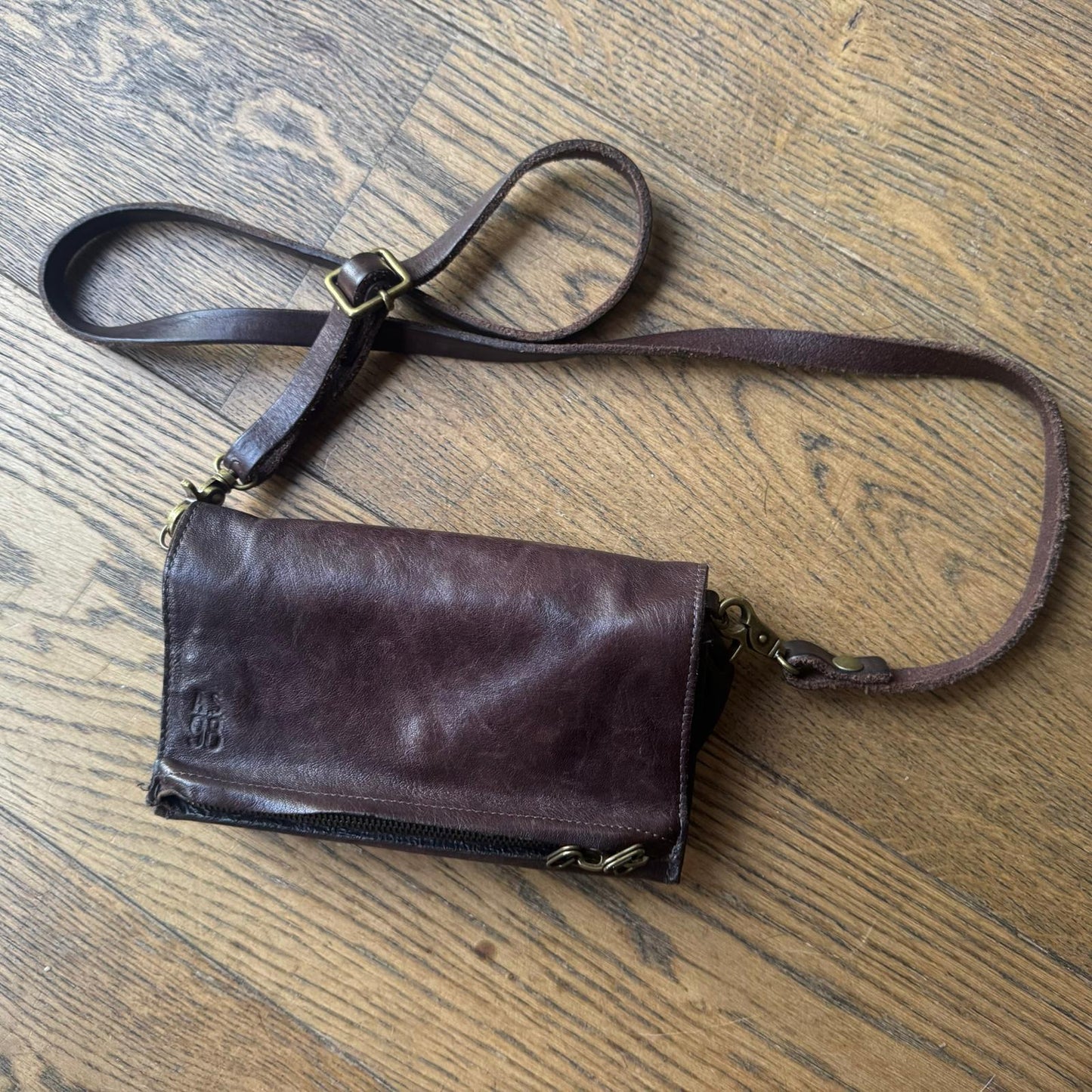 תיק צד קטן מעור של A.S.98