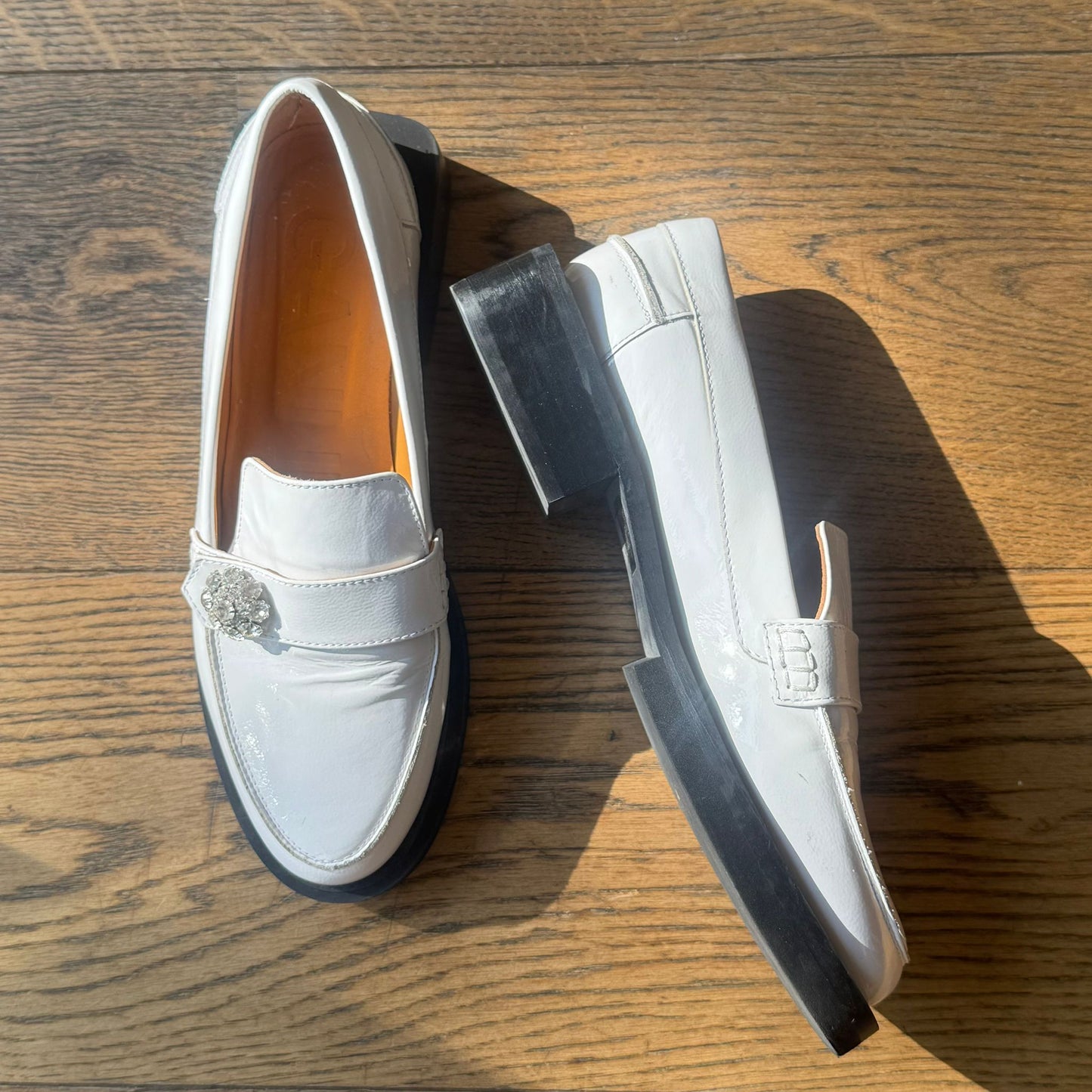 נעלי Loafers לבנות של GANNI