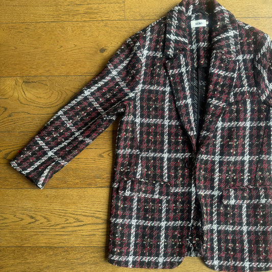 בלייזר משובץ של REIKO