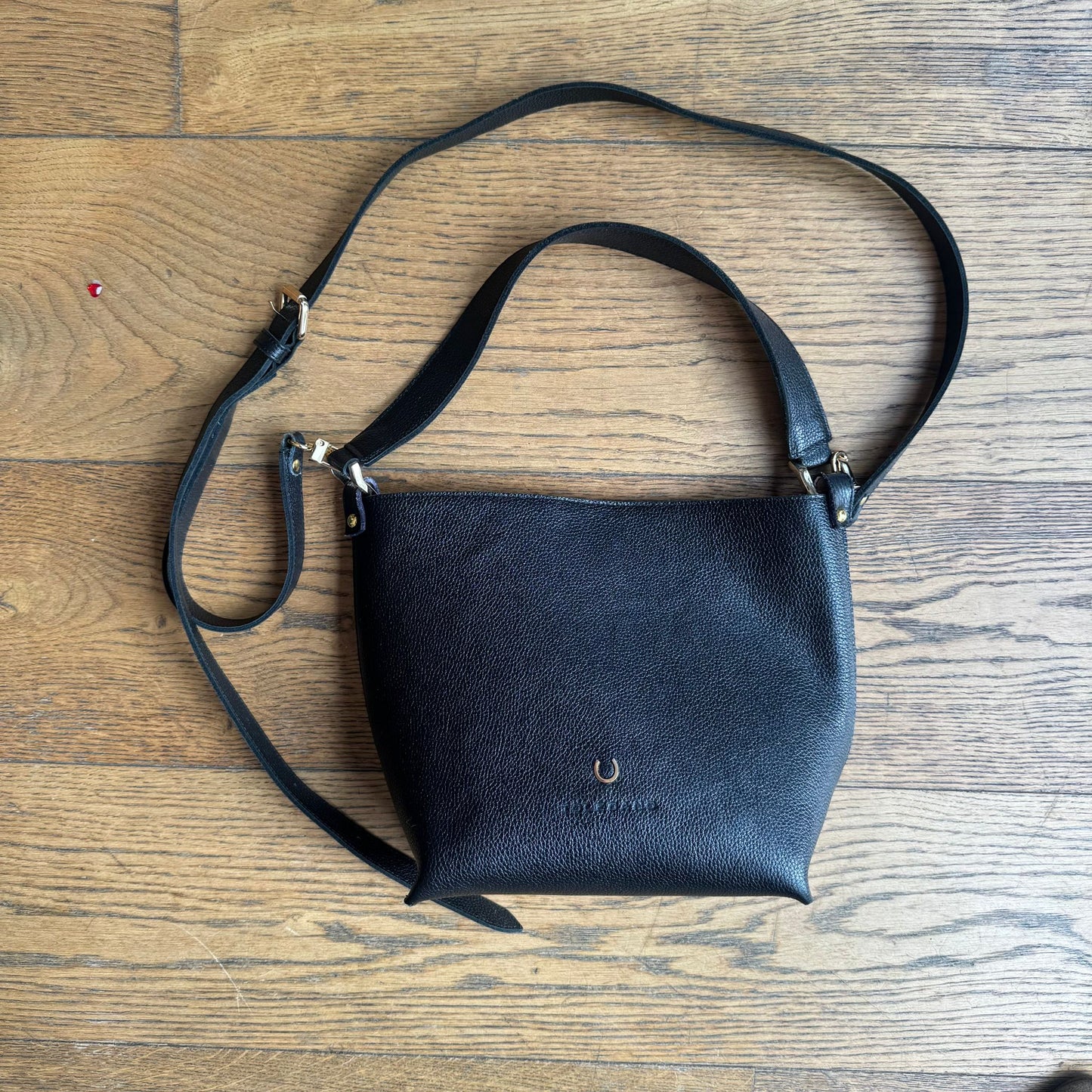 תיק מיני שחור של Toledano Studio