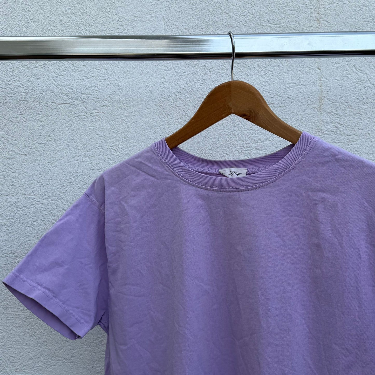 טישירט סגולה של American Vintage