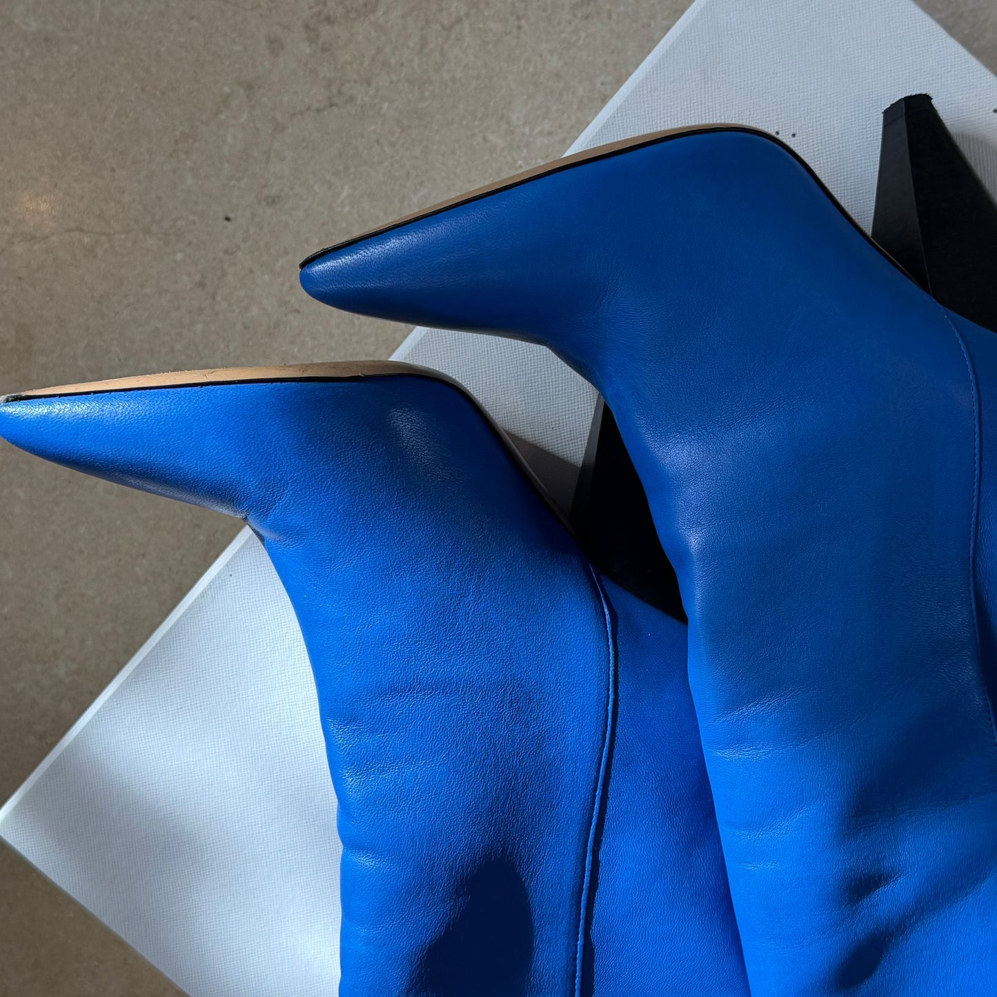 מגפיים כחולים עם עקב של Isabel Marant