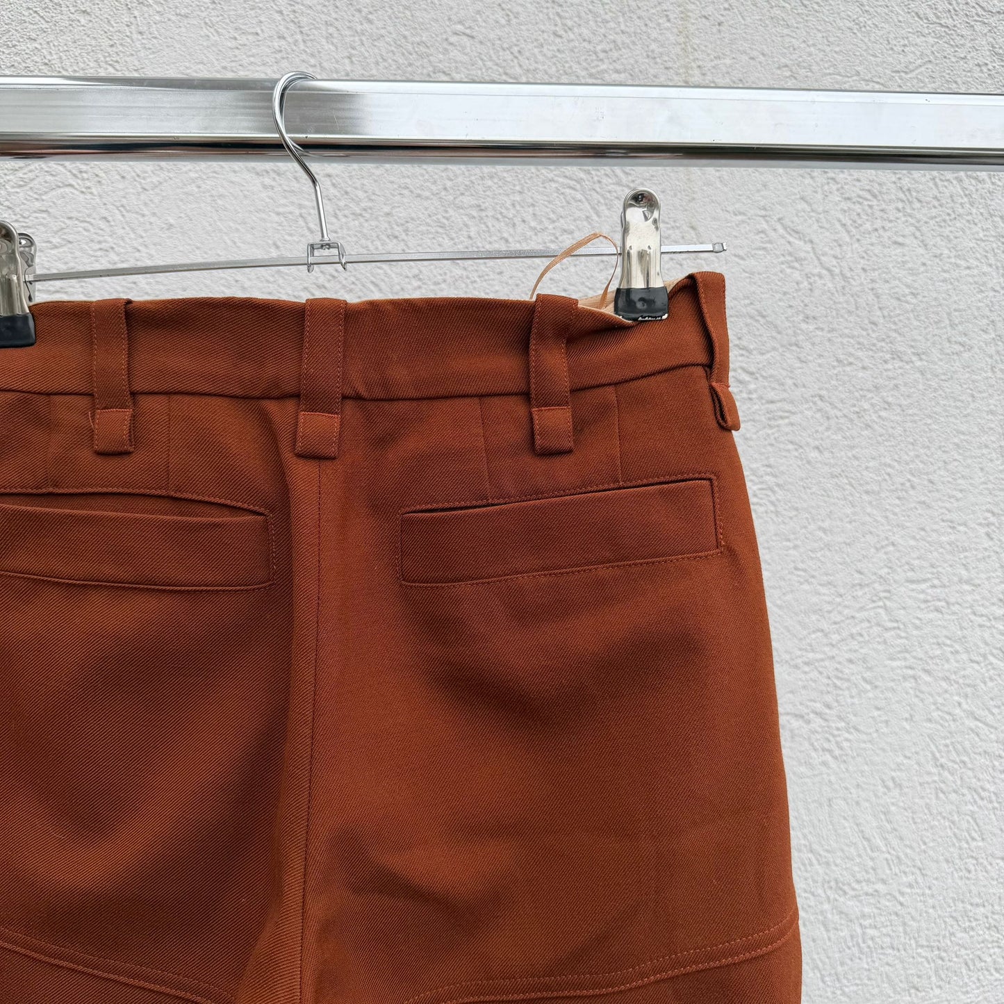 מכנסיים בסגנון מחוייט של Chloe