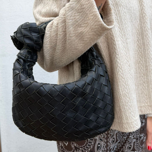 תיק יד קלוע של Bottega Veneta