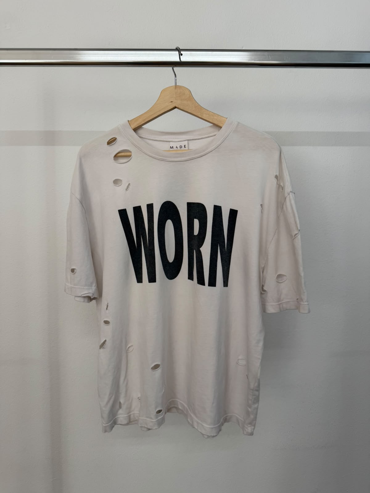MadeWorn טישירט כיתוב של